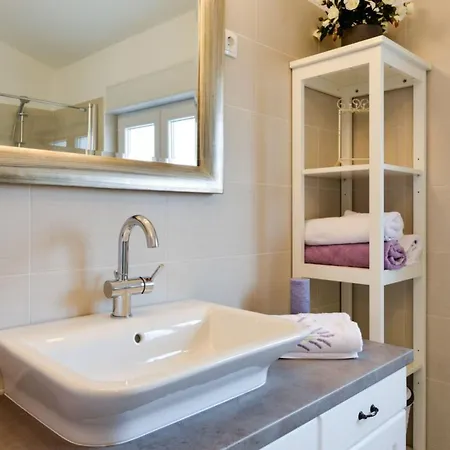 Apartment Spacious Chic