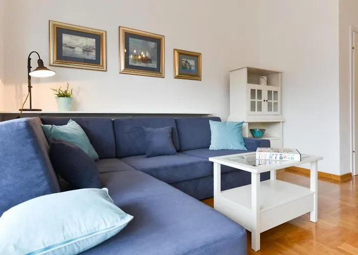 Spacious Chic