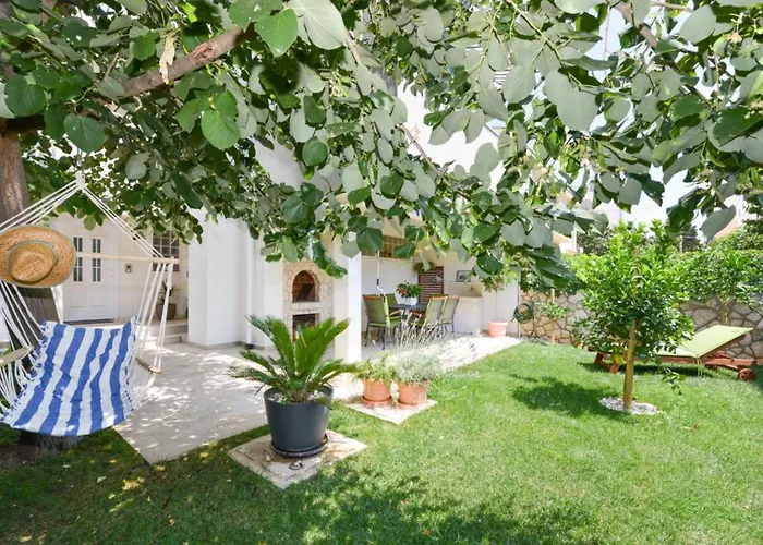 Spacious Chic Apartamento Zadar