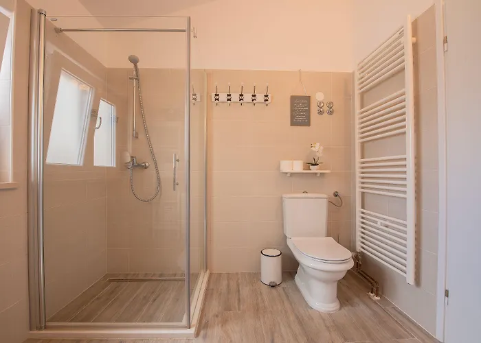 Spacious Chic Apartamento