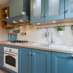 Spacious Chic