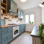 아파트 Spacious Chic 자다르