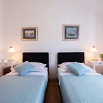 아파트 Spacious Chic 자다르