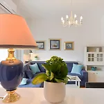 Spacious Chic 자다르