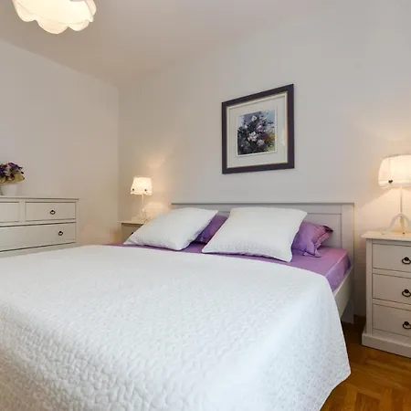 Spacious Chic