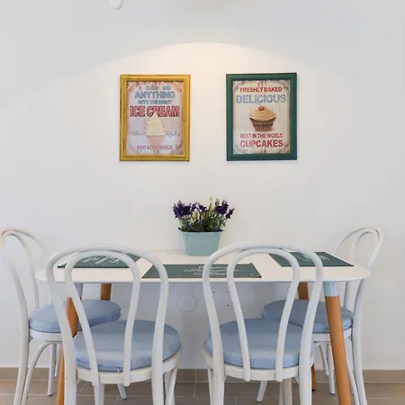 Spacious Chic Daire