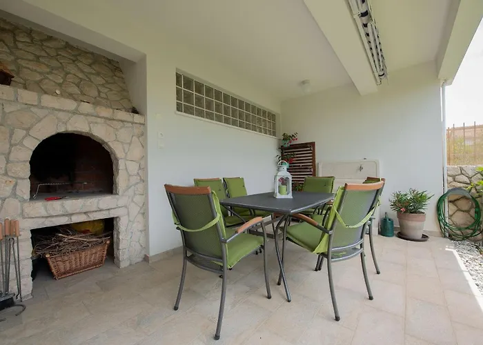 Spacious Chic