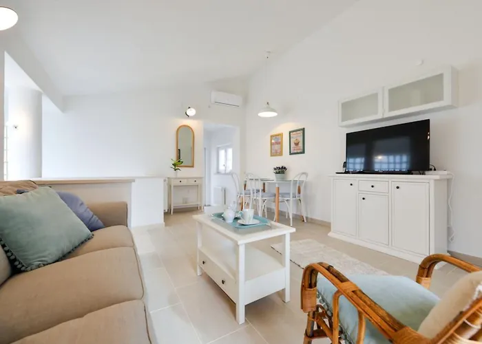 Spacious Chic דירה